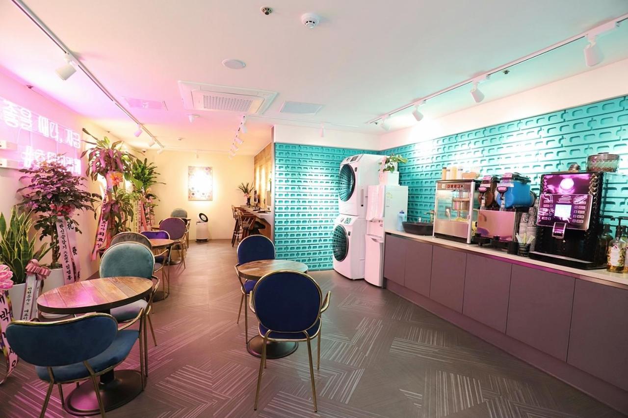 Hotel In Cafe Doksan Seoul Ngoại thất bức ảnh